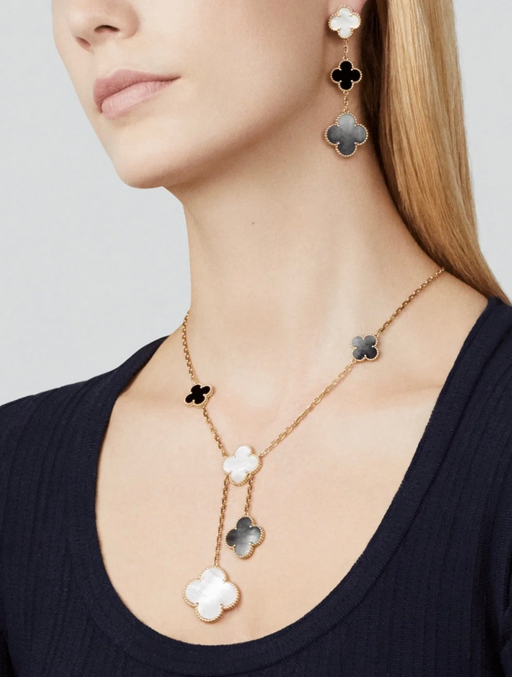 [✨ROSE💎]CLOVER 3 MOTIF MOP ONYX DARK MOP PINK GOLD EARRINGS