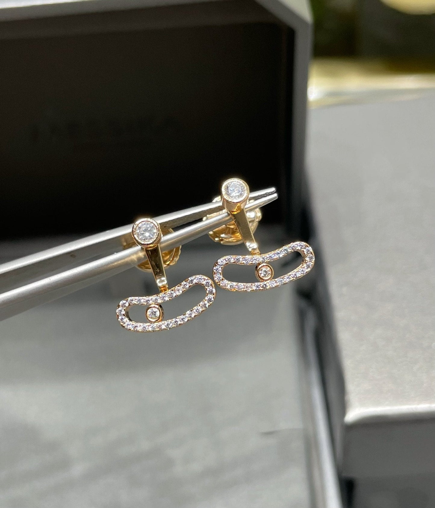 [✨ROSE💎]MOVE UNO PINK GOLD DIAMOND EARRINGS