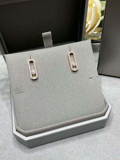[✨ROSE💎]MOVE UNO STUD DIAMOND PAVED EARRINGS