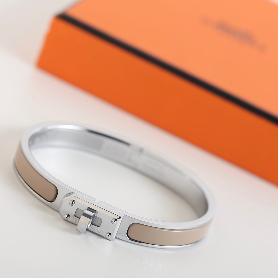 [✨ROSE💎]HM KELLY GREY BRACELET
