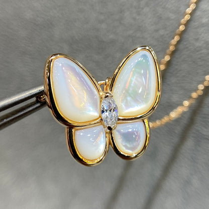 [✨ROSE💎]BUTTERFLY MOP DIAMOND NECKLACE