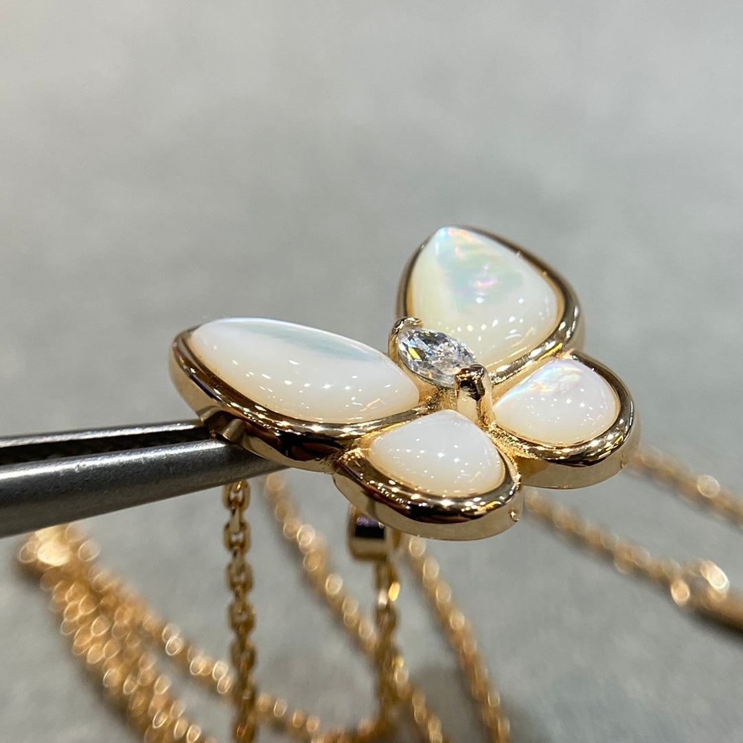 [✨ROSE💎]BUTTERFLY MOP DIAMOND NECKLACE
