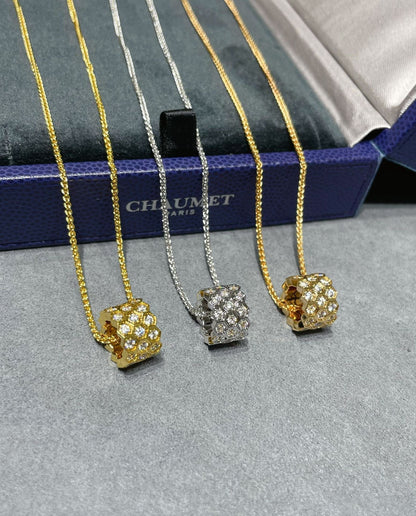 [✨ROSE💎]BEE LOVE DIAMOND PAVED 3 ROW NECKLACE