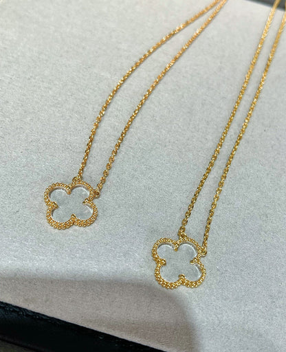 [✨ROSE💎]CLOVER ROCK CRYSTAL ROSE GOLD NECKLACE