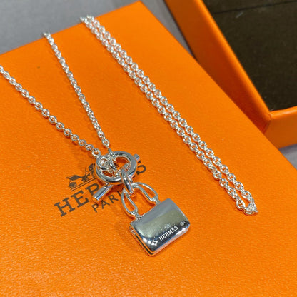 [✨ROSE💎]CONSTANCE PEDANT SILVER NECKLACE