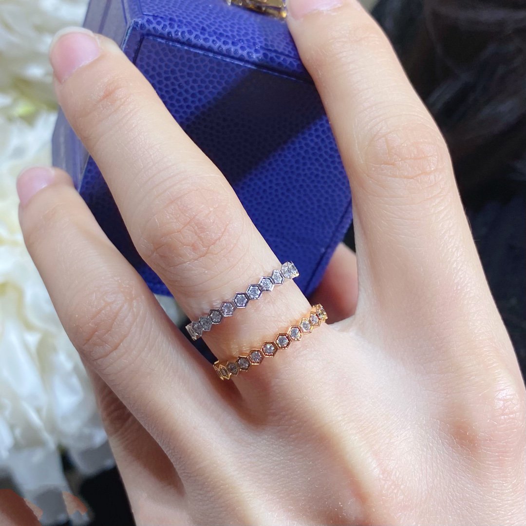 [✨ROSE💎]BEE LOVE DIAMOND PAVED SMALL RING