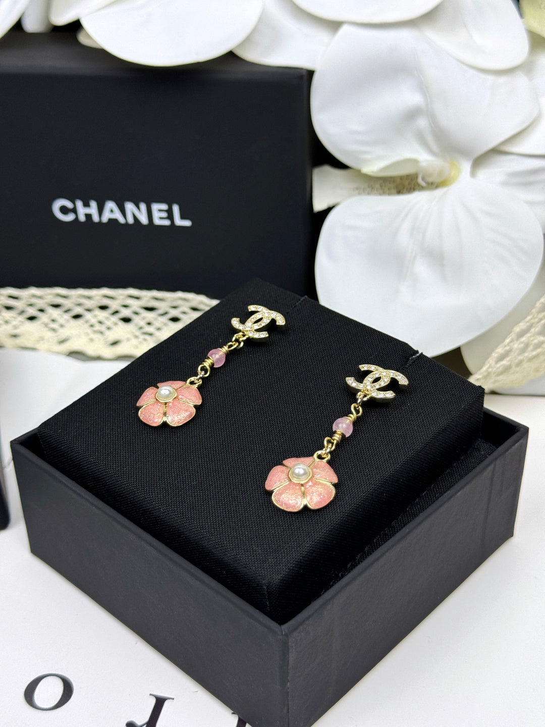 [✨ROSE💎]26C Pink Camellia Enamel Pendant with Double C Earrings