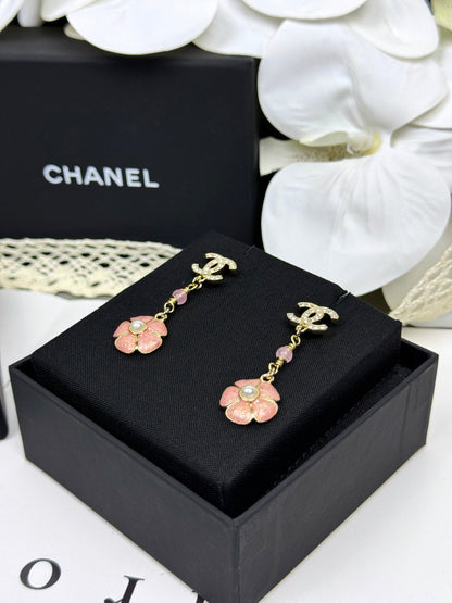 [✨ROSE💎]26C Pink Camellia Enamel Pendant with Double C Earrings