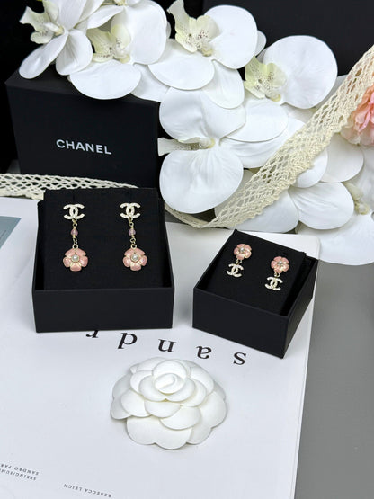 [✨ROSE💎]26C Pink Camellia Enamel Pendant with Double C Earrings
