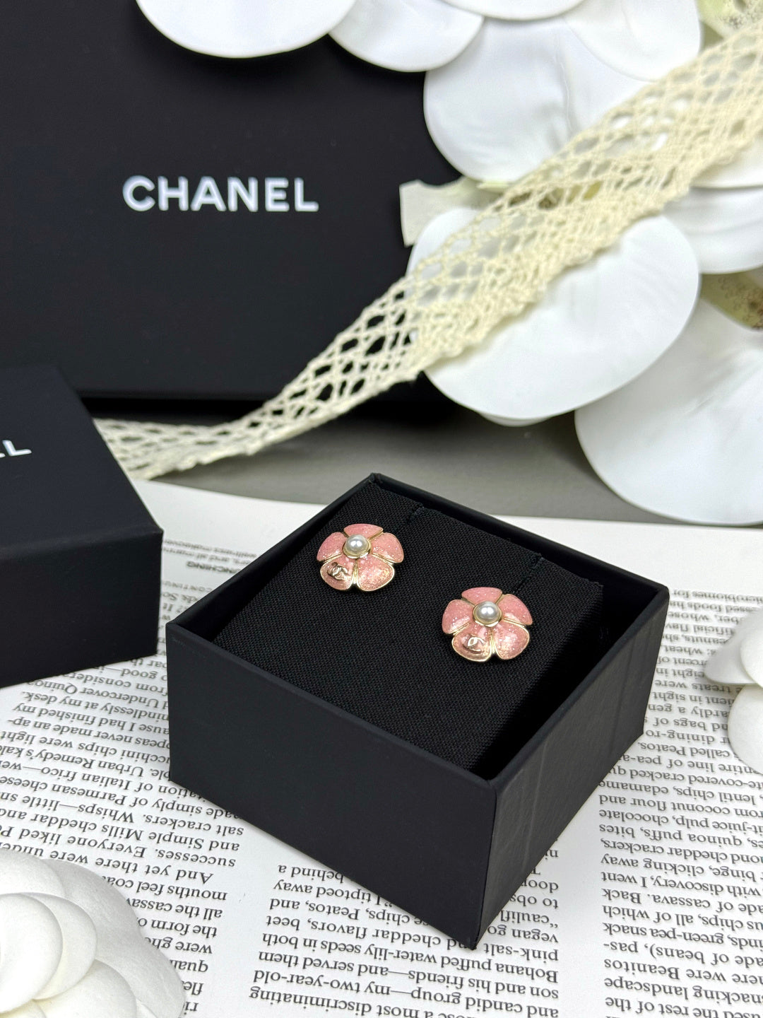[✨ROSE💎]26C Pink Camellia Pearl Enamel Stud Earrings
