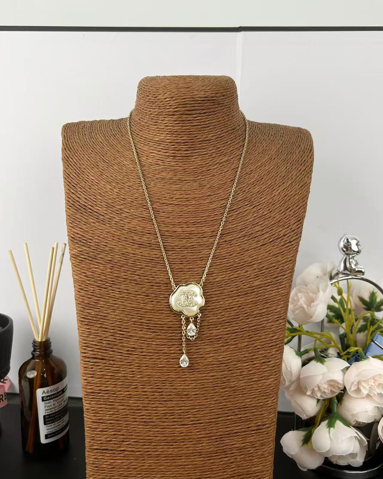 [✨ROSE💎]Cloud Pearl Mother-of-Pearl Diamond Chain Pendant Necklace