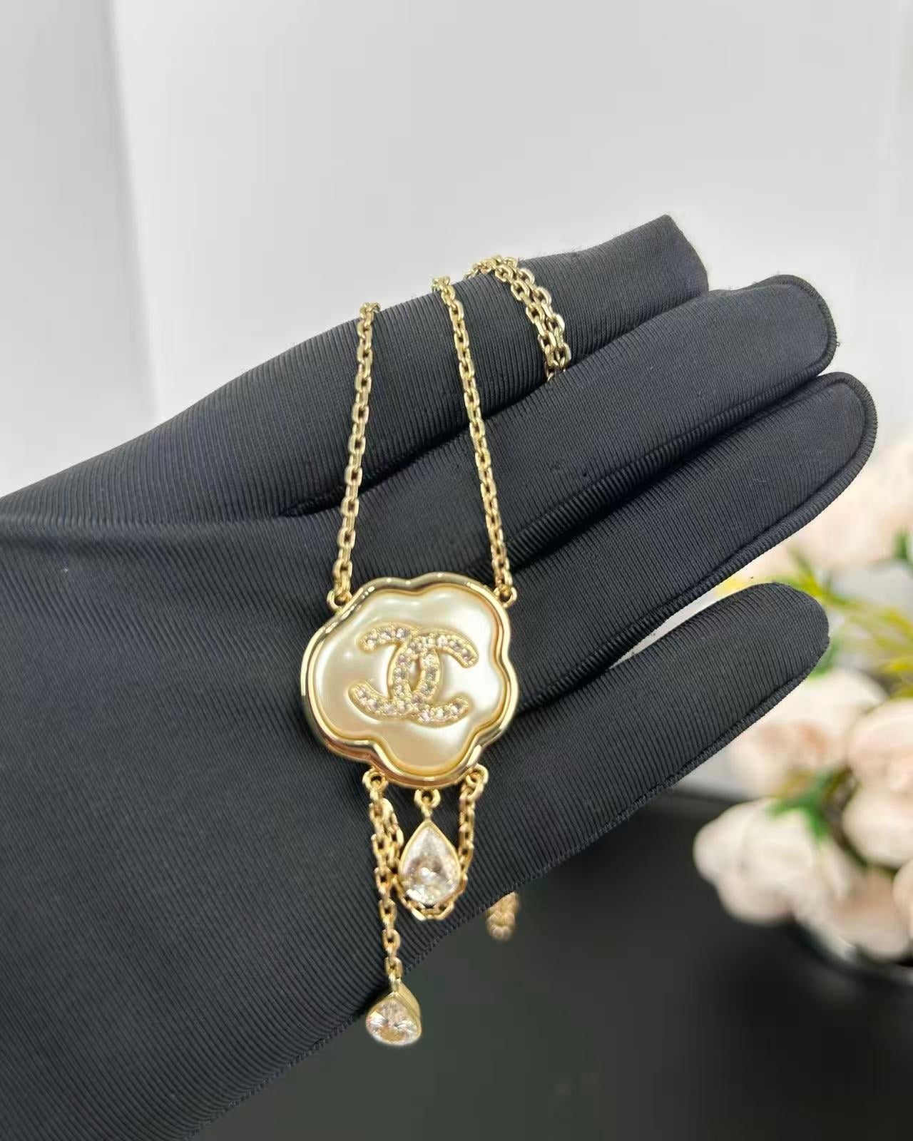 [✨ROSE💎]Cloud Pearl Mother-of-Pearl Diamond Chain Pendant Necklace