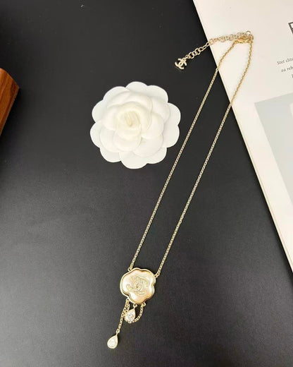 [✨ROSE💎]Cloud Pearl Mother-of-Pearl Diamond Chain Pendant Necklace