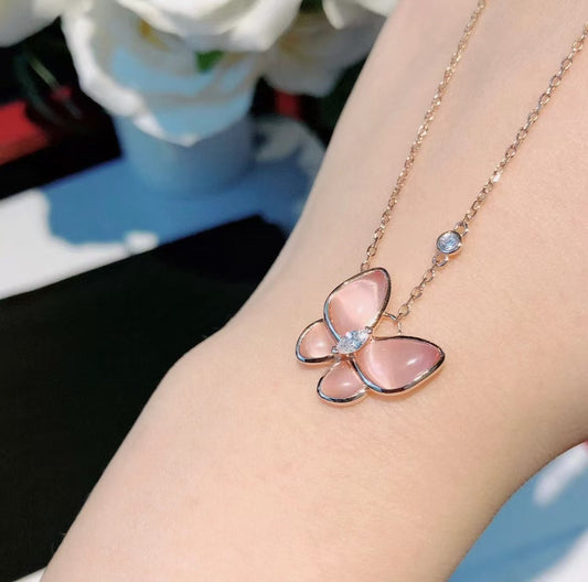 [✨ROSE💎]BUTTERFLY PINK MOTHER-OF-PEARL DIAMOND NECKLACE