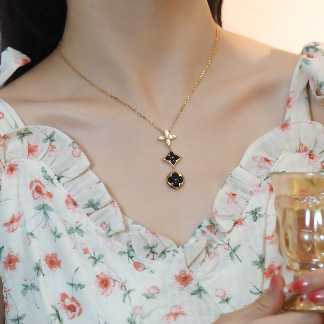 [✨ROSE💎]STAR AND SUN ONYX PINK GOLD NECKLACE