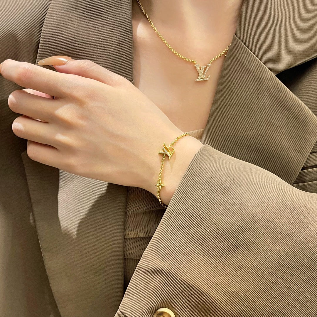 [✨ROSE💎]LOGO STAR MOTIF GOLD BRACELET