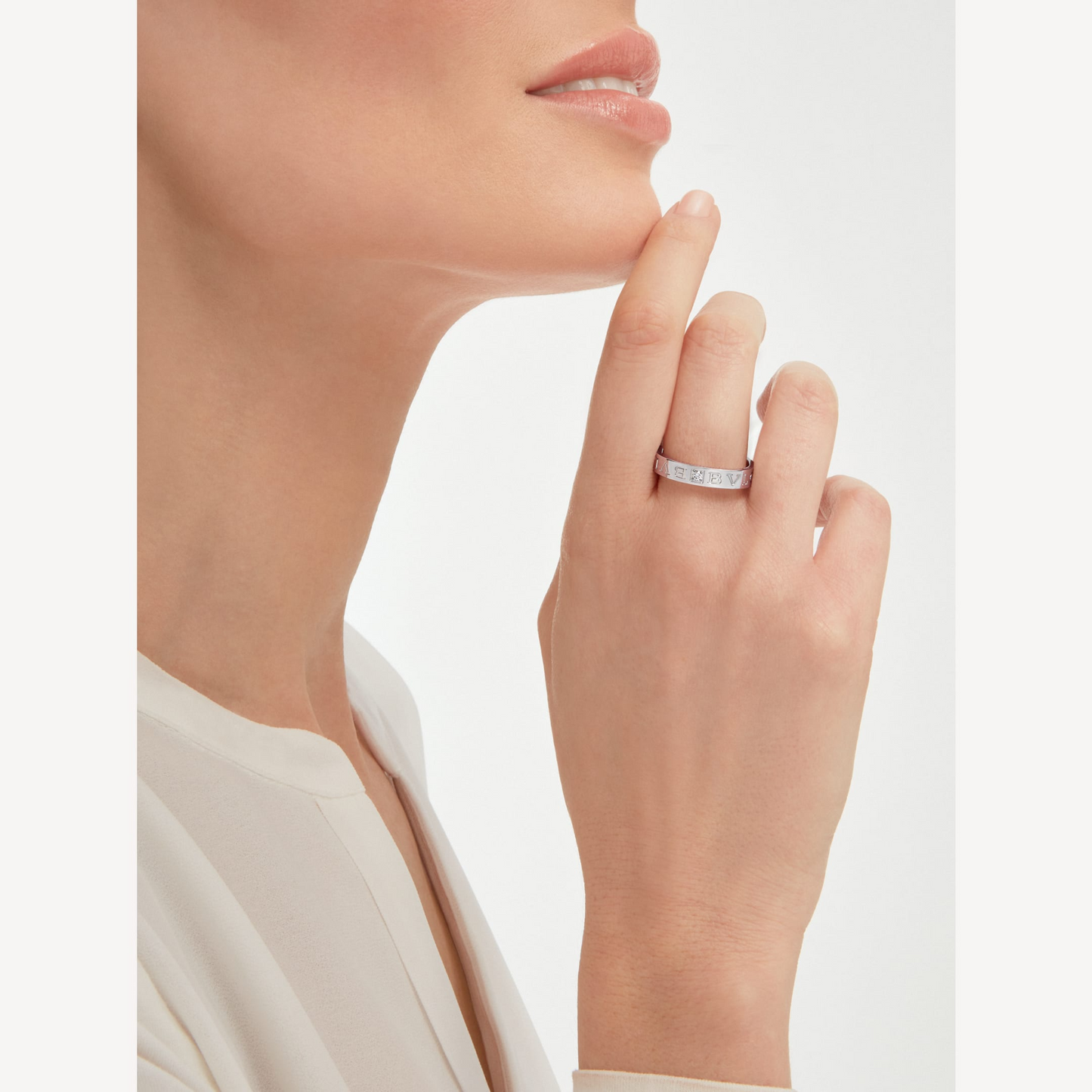 [✨ROSE💎]ZERO 1 ESSENTIAL WITH A DIAMOD RING
