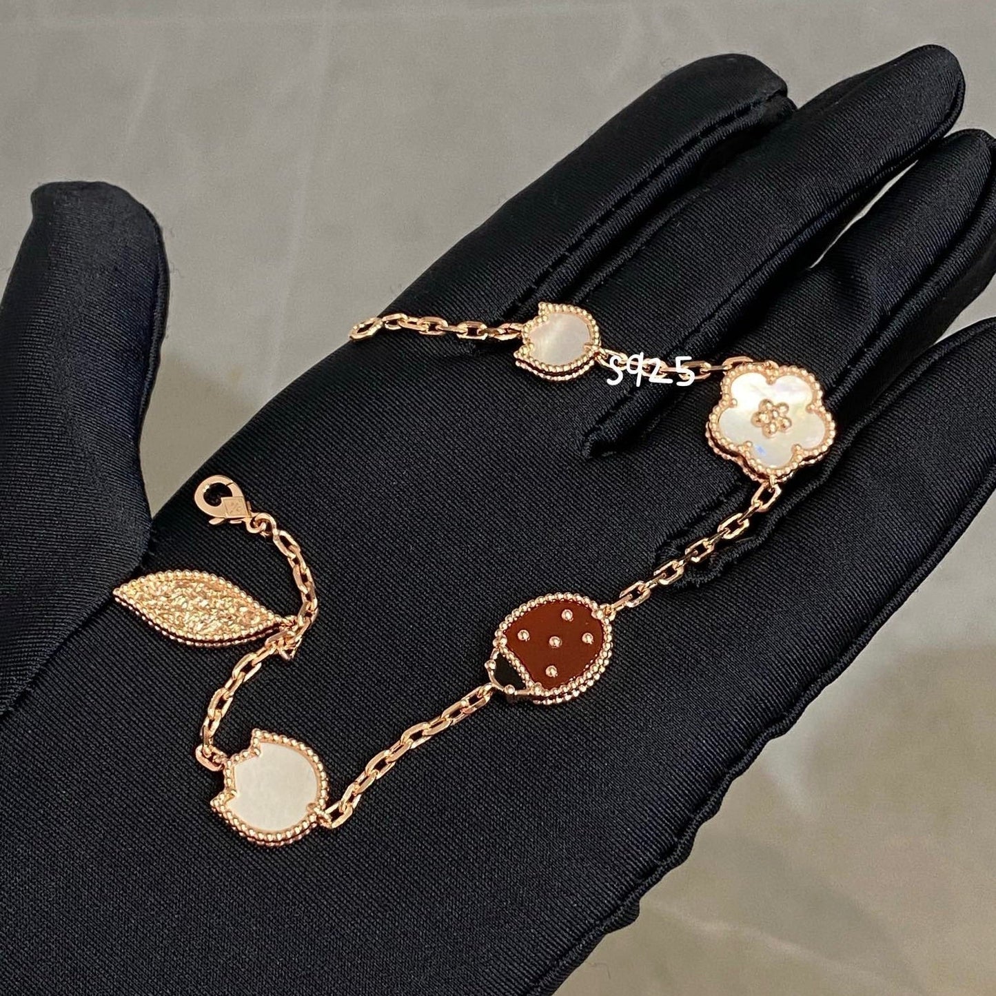[✨ROSE💎]LUCKY SPRING 5 MOTIF BRACELET