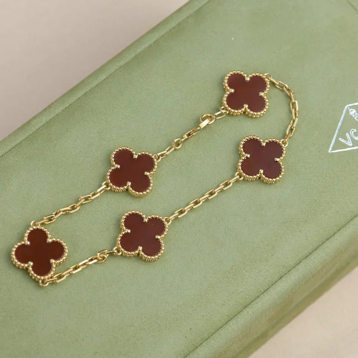 [✨ROSE💎] CLOVER 5 MOTIF RED CORNELIAN BRACELET COLLECTION