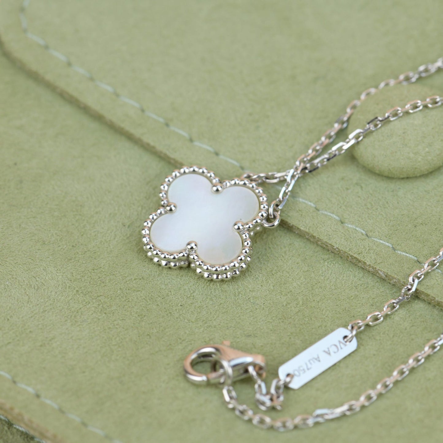 [✨ROSE💎]CLOVER  15MM WHITE MOTHER-OF-PEARL SILVER