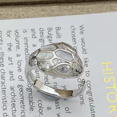 [✨ROSE💎]BRAND NEW ASSORTED SNAKE HEAD MOTHER OF PEARL RINGS