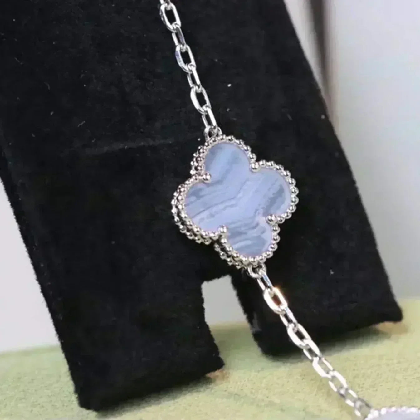 [✨ROSE💎] CLOVER 5 MOTIF PURPLE CHALCEDONY BRACELET COLLECTION