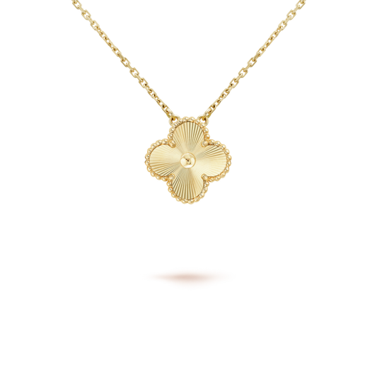 [✨ROSE💎]CLOVER 15MM LASER NECKLACE AND BOX