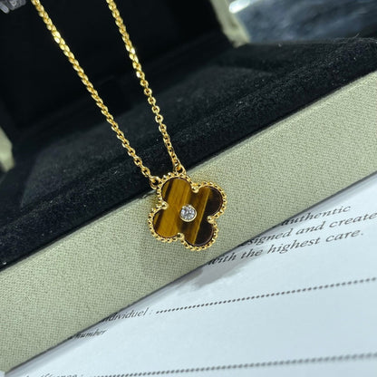[✨ROSE💎]CLOVER 15MM DIAMOND AND YELLOW TIGER'S EYE AGATE necklace
