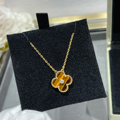 [✨ROSE💎]CLOVER 15MM DIAMOND AND YELLOW TIGER'S EYE AGATE necklace