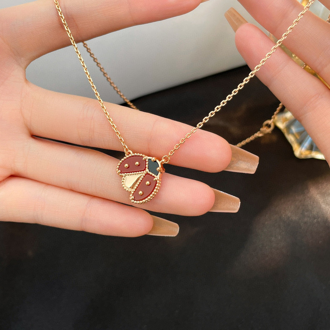 [✨ROSE💎]LUCKY  CARNELIANS LADYBUG NECKLACE