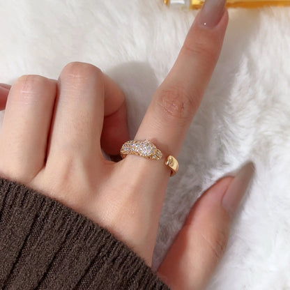 [✨ROSE💎]PANTHERE HALF DIAMOND SMALL RING