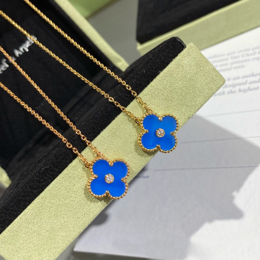 [✨ROSE💎]CLOVER 15MM DIAMOND AND BLUE AGATE NECKLACE