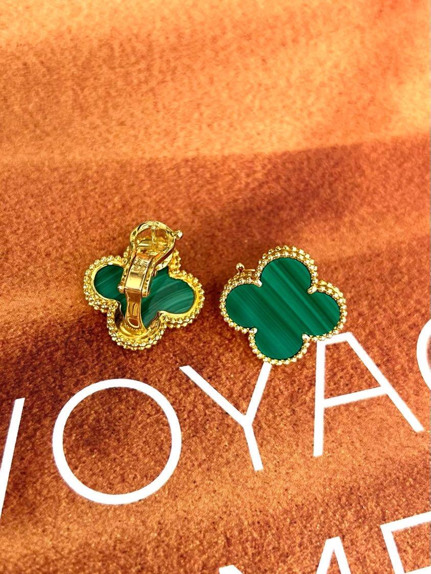 [✨ROSE💎] CLOVER LARGE (20mm) 1 MOTIFS GREENER MOP STUD EARRINGS