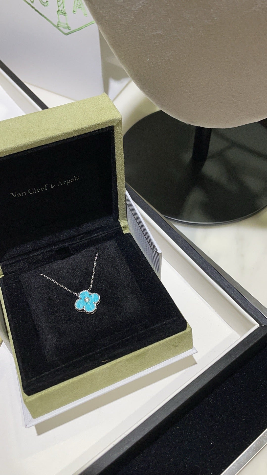 [✨ROSE💎]CLOVER 15MM DIAMOND SVRES PORCELAIN  NECKLACE SILVER