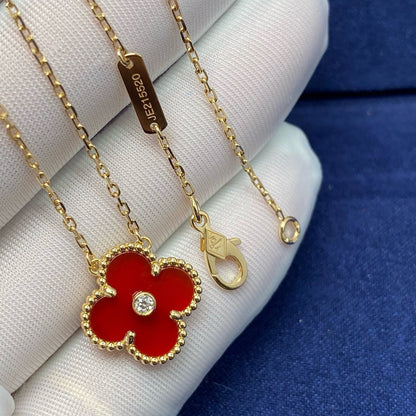 [✨ROSE💎]CLOVER 15MM DIAMOND CARNELIAN NECKLACE