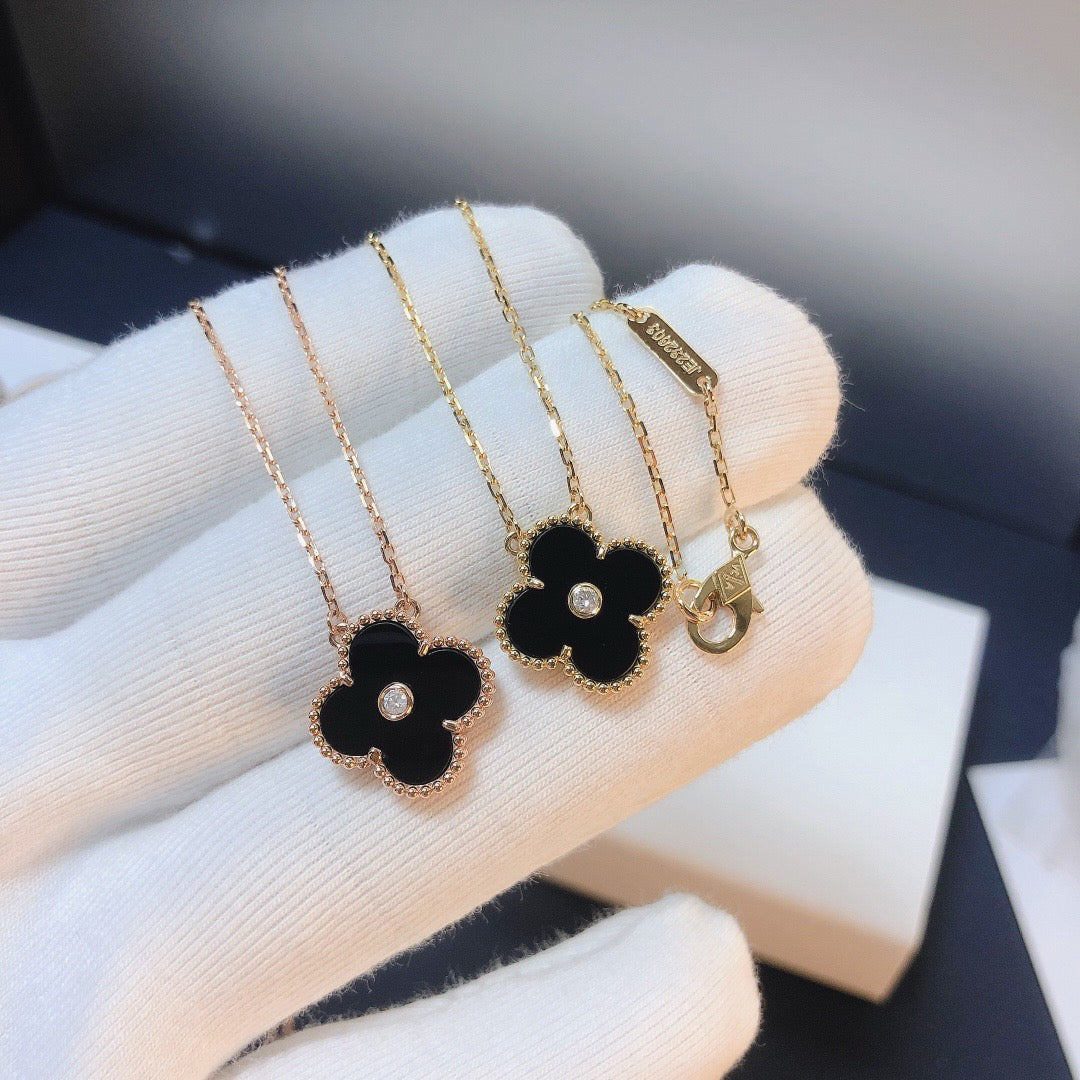 [✨ROSE💎]CLOVER 15MM DIAMOND ONYX NECKLACE