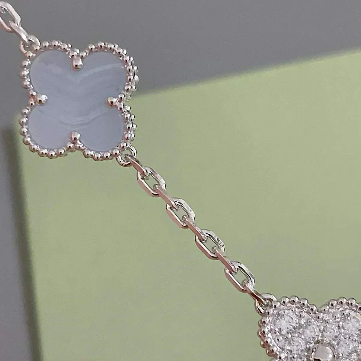 [✨ROSE💎] CLOVER 5 MOTIF PURPLE CHALCEDONY BRACELET COLLECTION