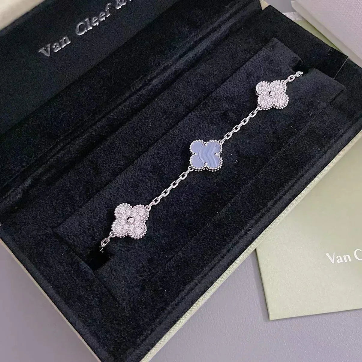 [✨ROSE💎] CLOVER 5 MOTIF PURPLE CHALCEDONY BRACELET COLLECTION