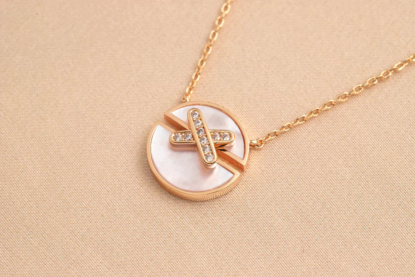 [✨ROSE💎]JEUX DE ROSE GOLD DIAMOND NECKLACE