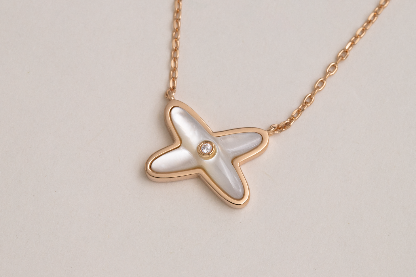 [✨ROSE💎]JEUX DE NECKLACE 1 DIAMOND