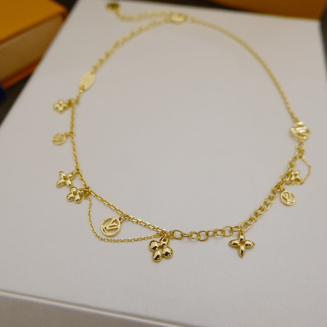 [✨ROSE💎]BLOOMING SUPPLE NECKLACE BRASS