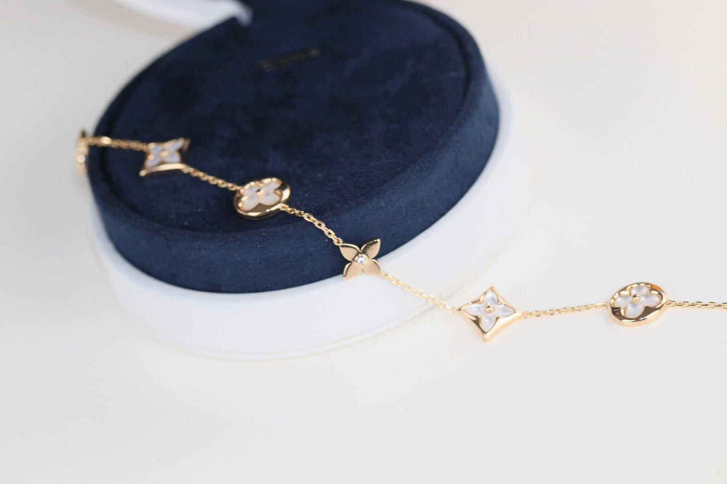 [✨ROSE💎]LEAF CLOVER BRACELET