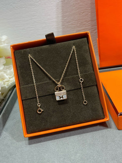 [✨ROSE💎]H CIRCE MOISSANITE PENDANT NECKLACE GOLD