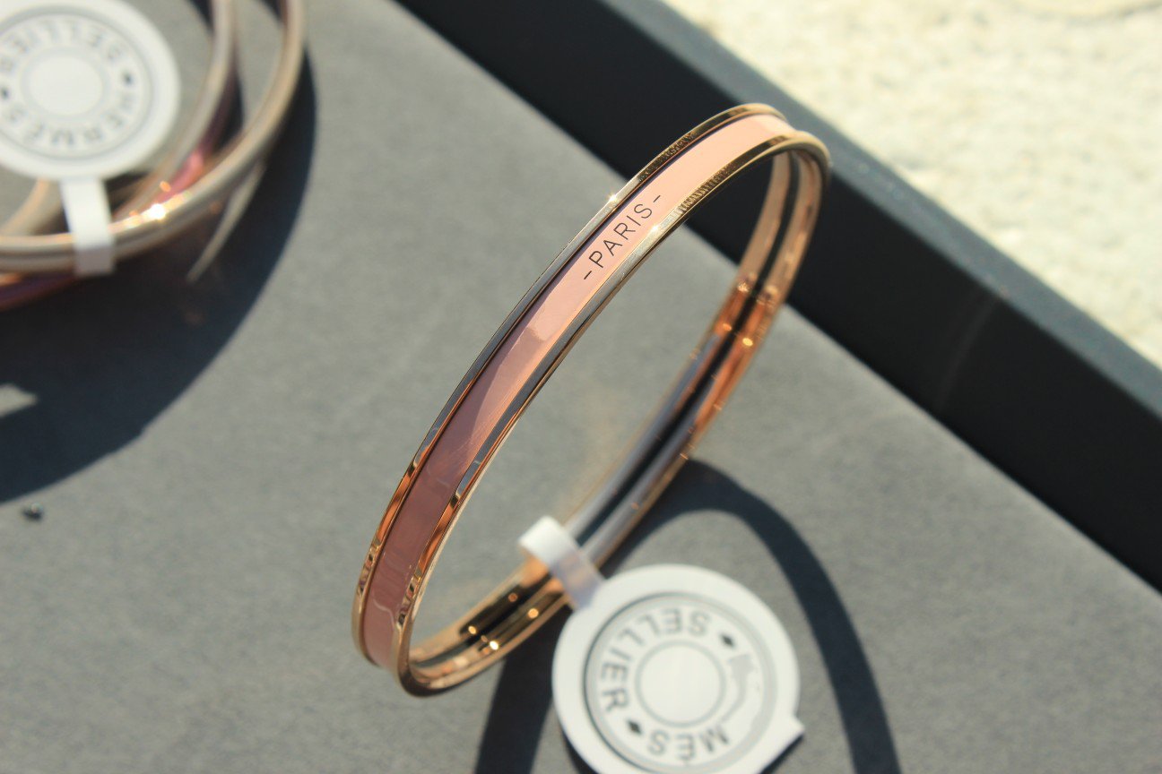 [✨ROSE💎]HM UNI BANGLE BAG