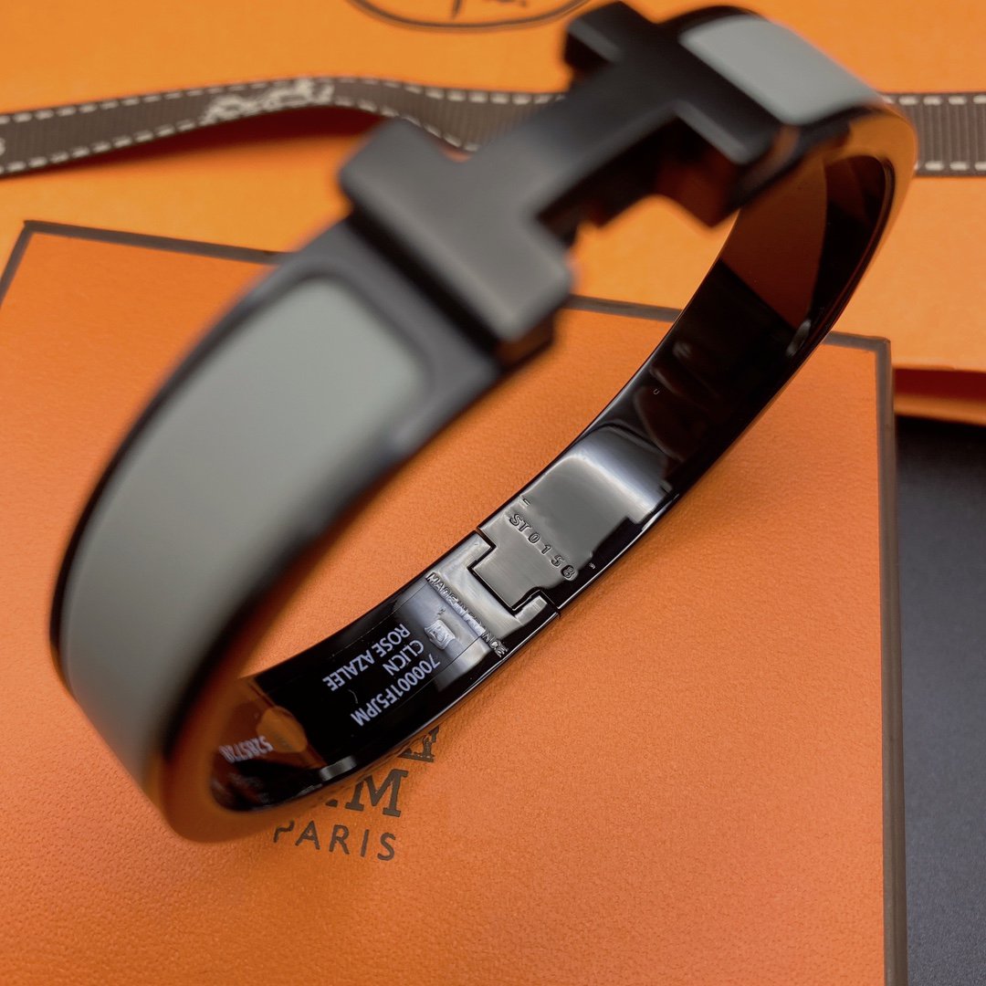 [✨ROSE💎]CLIC HM SO BLACK GREY BRACELET