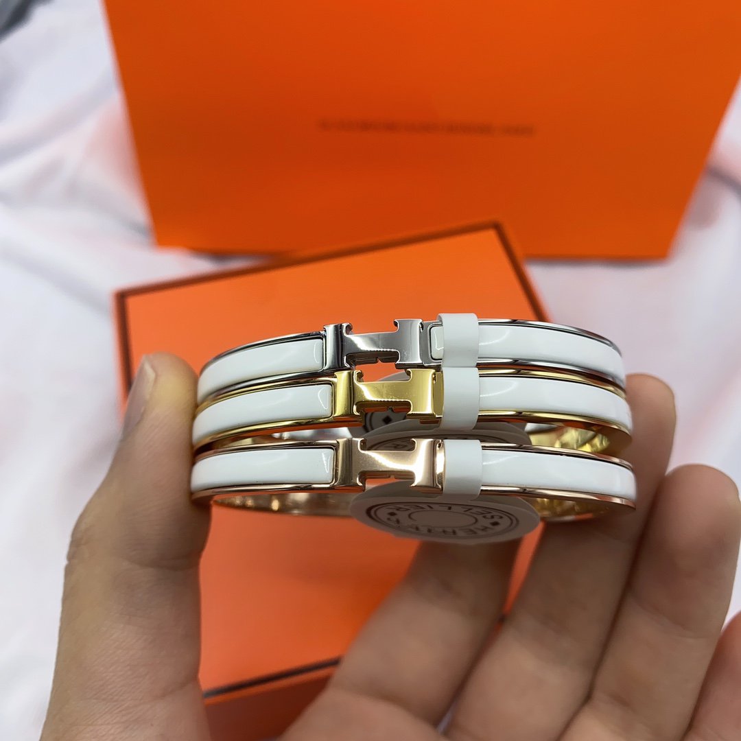 [✨ROSE💎]CLASSIC HM CLIC WHITE 8MM ENAMEL BRACELET