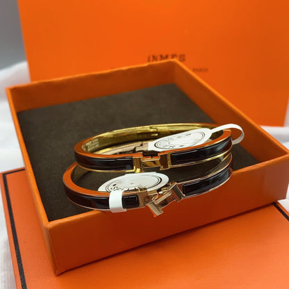 [✨ROSE💎]CLASSIC HM CLIC BLACK 8MM ENAMEL BRACELET