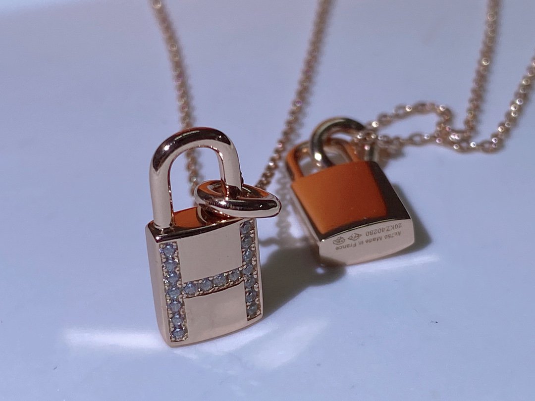 [✨ROSE💎]HM ADVANCED NICHE LOCK HEAD NECKLACE DIAMONDS