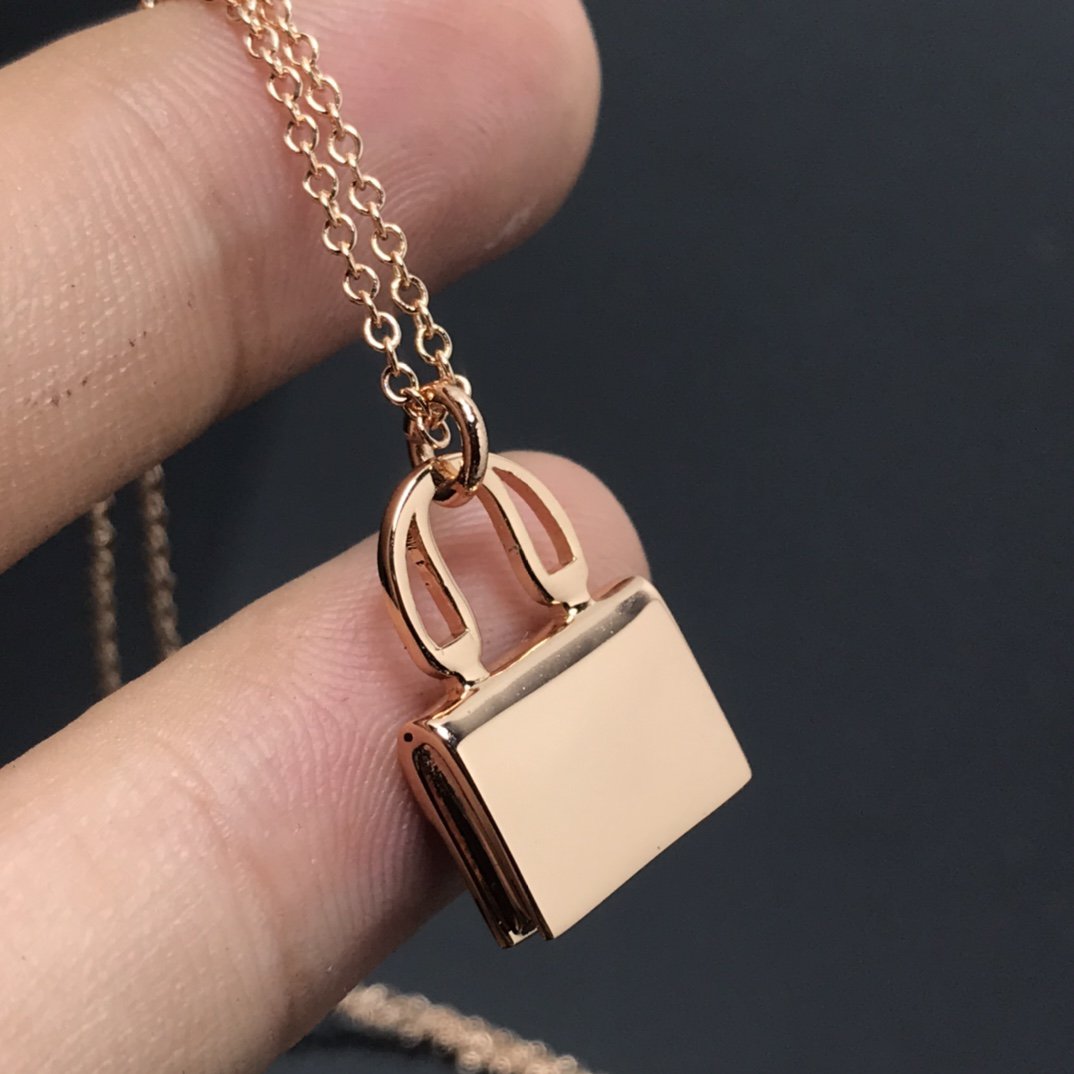 [✨ROSE💎]HM NECKLACE ARRIVAL BLACK DIAMOND