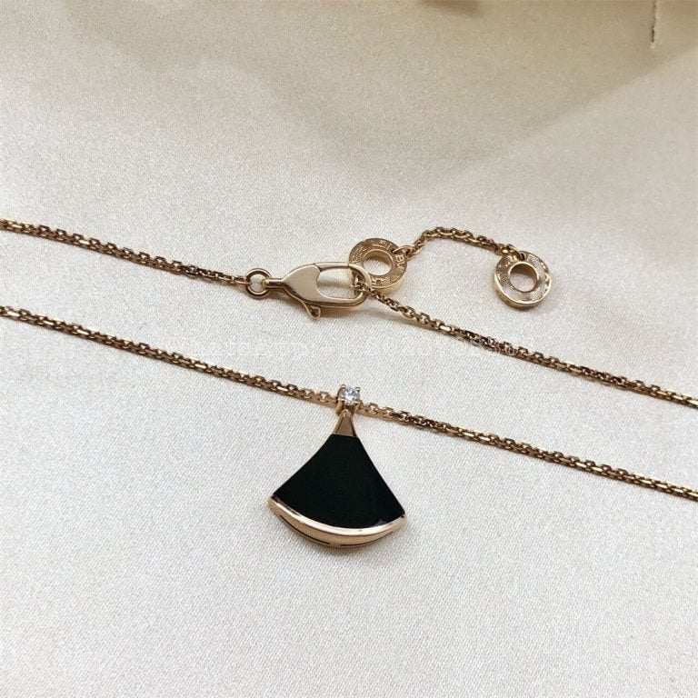 [✨ROSE💎]DREAM NECKLACE ONYX 1 DIAMOND